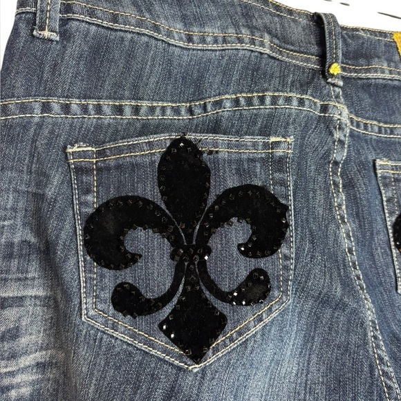 Beyonce's Dereon Embellished Velour Low Rise Flare Dark Distressed Jeans Size 16 - Picture 9 of 16